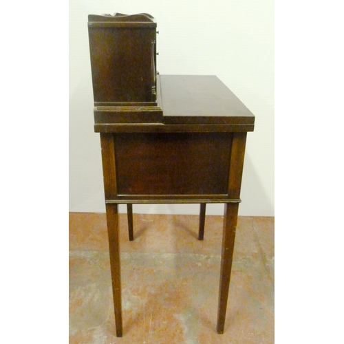 532 - Reproduction bonheur du jour, the superstructure top with three short drawers and pigeonholes, fold-... 