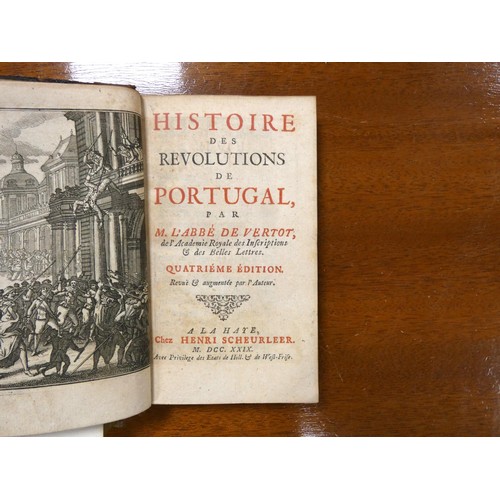 231 - DE VERTOT L'ABBÉ.  Histoire des Revolutions de Portugal. Eng. frontis & fldg. eng. plate. Rubric... 