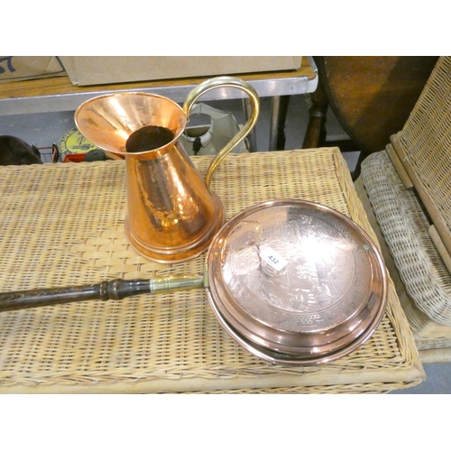 432 - Large copper jug, 24cm and a copper bed warming pan. (2)