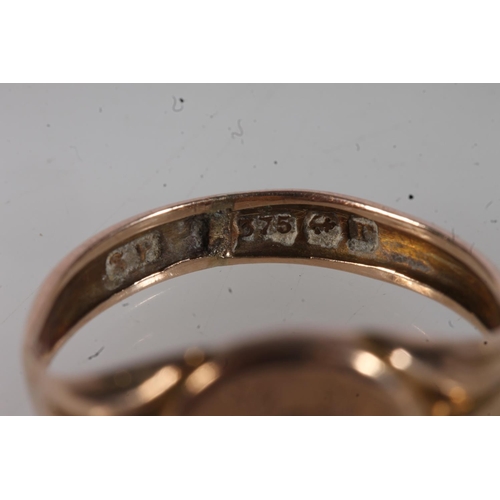 456 - 9ct gold signet ring, size Q/R, 2.4g.