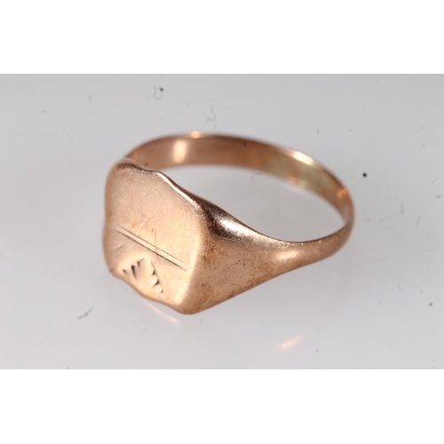 462 - 9ct gold signet ring, size V, 3.3g.