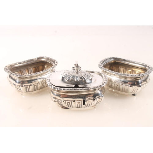 427G - Silver five-piece cruet set by Jones & Crompton, Birmingham 1912, 144g gross. (5)