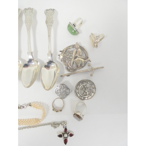 59 - Set of eight silver tea spoons (168g) and various items of silver and other jewellery.