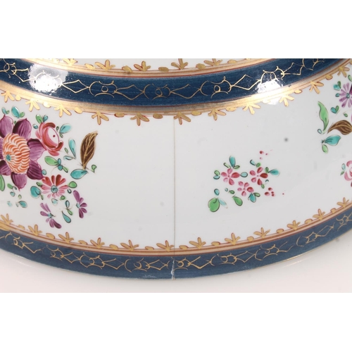 448 - Samson armorial punch bowl in the Chinese taste, circa early 19th century, decorated with colourful ... 