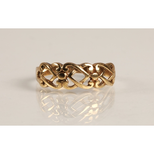 189 - Gold knot design ring indistinctly marked London, ring size M, 1.8g