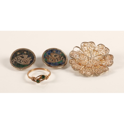 208 - Yellow metal ring set with green gems, pair Mexican 925 silver earrings, and silver filigree brooch