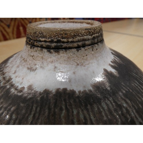 255 - Dame Lucie Rie DBE (Austrian, 1902 - 1995)Studio pottery drip glazed bowl, the interior and exterior... 