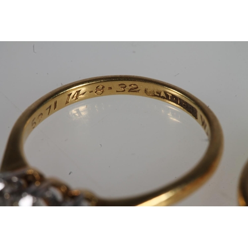 110 - 18ct yellow gold and platinum three stone diamond ring, the three diamonds in claw setting, size J, ... 