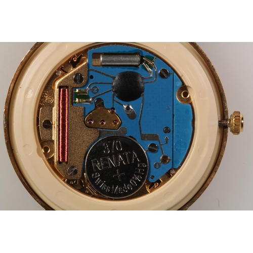 198 - Gents 9ct gold cased Record De Luxe quartz wristwatch, with date aperture at three o'clock, inscribe... 