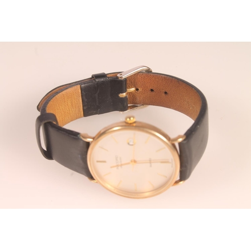 198 - Gents 9ct gold cased Record De Luxe quartz wristwatch, with date aperture at three o'clock, inscribe... 