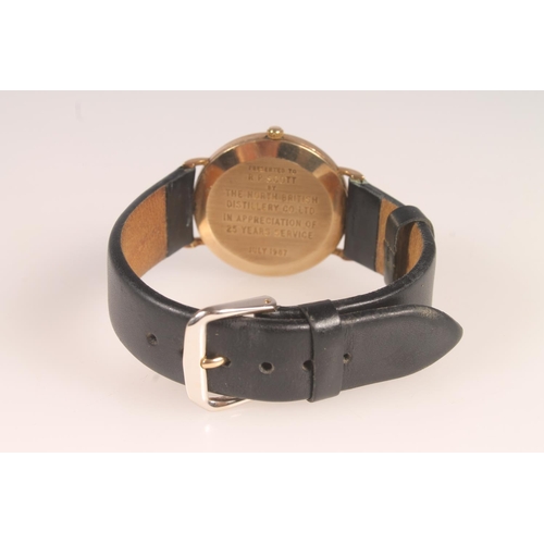 198 - Gents 9ct gold cased Record De Luxe quartz wristwatch, with date aperture at three o'clock, inscribe... 