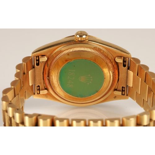 85 - Gents 18ct yellow gold Rolex Oyster Perpetual Day-Date wrist watch, gold coloured dial with hour mar... 
