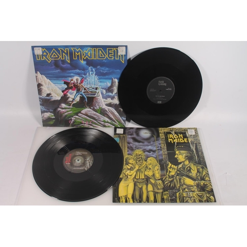 25 - Iron Maiden, 12'' vinyl singles to include The Clairvoyant with gatefold sleeve, 2 Minutes To Midnig... 