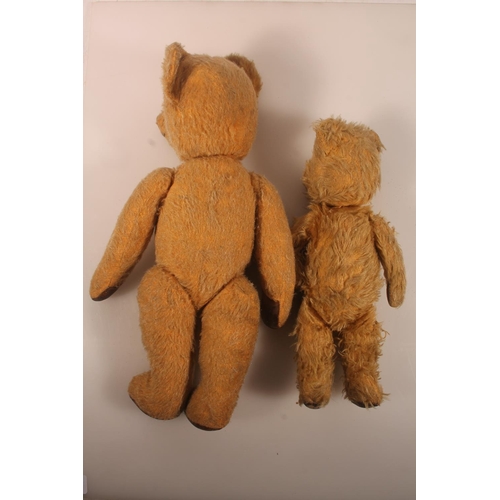 37 - Two vintage teddy bears, 38cm high and 28cm high.