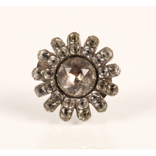 70 - Group of Georgian and later jewellery to include a mourning brooch or bracelet link with central por... 