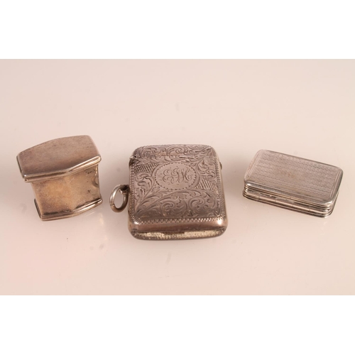 11 - William IV silver vinaigrette, of rectangular shape with canted corners and engine turned decoration... 