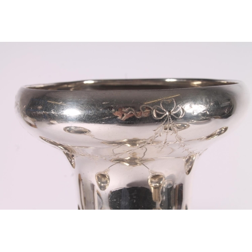 25 - Silver plated centrepiece epergne, late 19th century, of four branches holding tapered trumpet form ... 