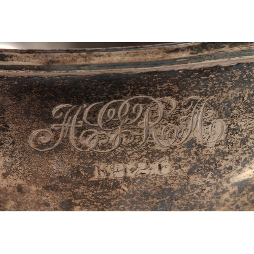 39 - Victorian Sterling silver twin handled porringer or quaich, the plain body flanked by loop handles, ... 