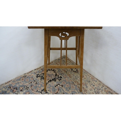419 - Arts & Crafts oak occasional table in the manner of Shapland & Petter.