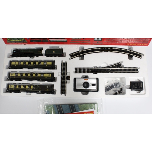 1017 - Hornby (Hornby Hobbies Ltd) OO gauge model railways R1169 Tornado Pullman Express electric train set... 