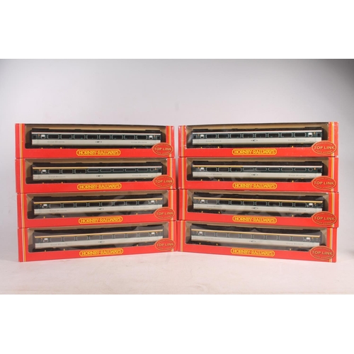 1057 - Hornby (Hornby Hobbies Ltd) Top Link OO gauge model railways to include four R4101 Great Western Rai... 