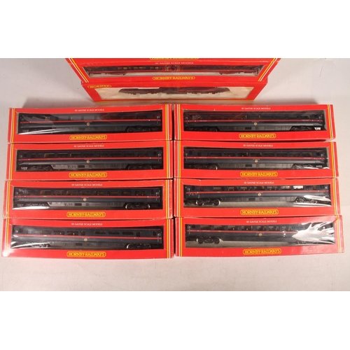 1046 - Hornby (Hornby Hobbies Ltd) OO gauge model railways to include R2236 GNER Bo-Bo electric locomotive ... 