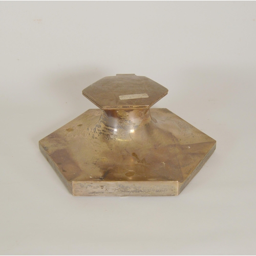Silver inkwell of octagonal shape, engraved to the hinged lid, with ...