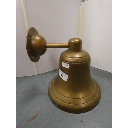 Lot 35        
