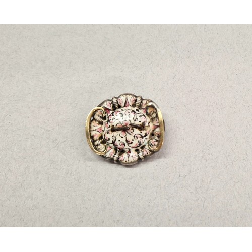 70 - Group of Georgian and later jewellery to include a mourning brooch or bracelet link with central por... 