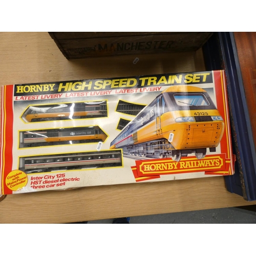 35 - Hornby High Speed Train Set,  Intercity 125, OO gauge train set, boxed.