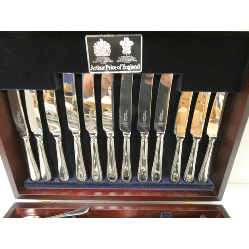 60 - Arthur Price canteen of cutlery.