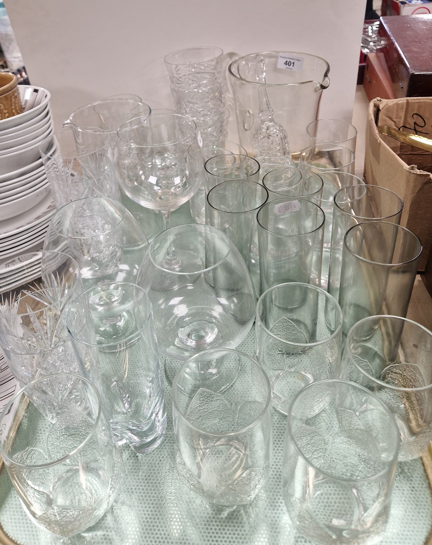 Collection of assorted glassware, to include wine glasses, crystal ...