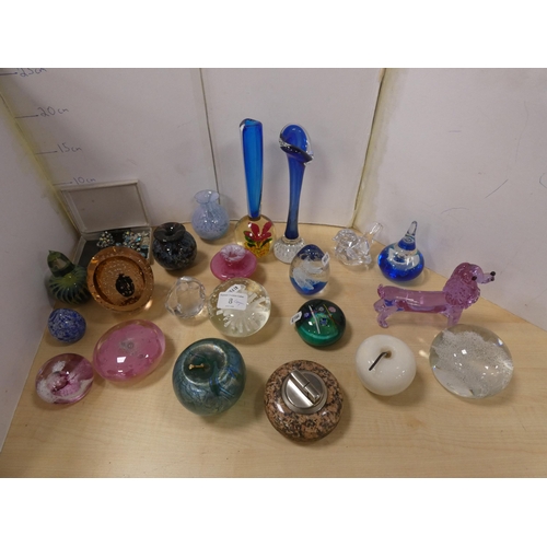 Lot 8         