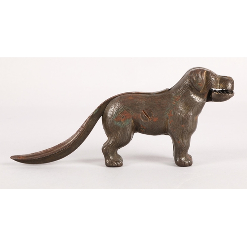 40 - Cast iron nutcracker in the form of a dog c.1900
