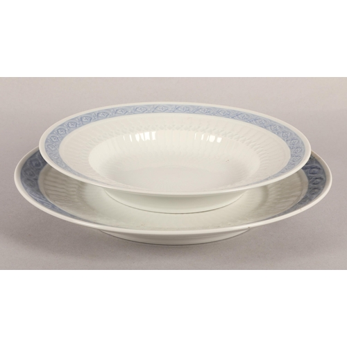 48 - Royal Copenhagen dinnerware in 'Blue Fan' pattern 1212 to include lidded dish, plates for six in thr... 