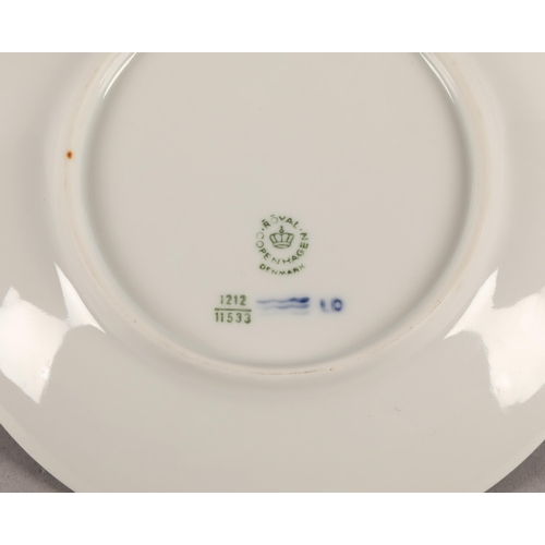 48 - Royal Copenhagen dinnerware in 'Blue Fan' pattern 1212 to include lidded dish, plates for six in thr... 