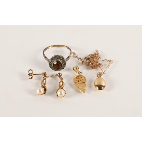 60 - Gold and yellow metal to include pair 9ct pearl earrings (1.2g), 9ct & silver ring (2.5g) 14K go... 
