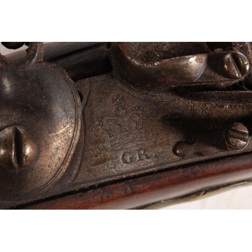 1820 - British India pattern Brown Bess flintlock rifle, the lock plate stamped 'TOWER' and with crowned GR... 