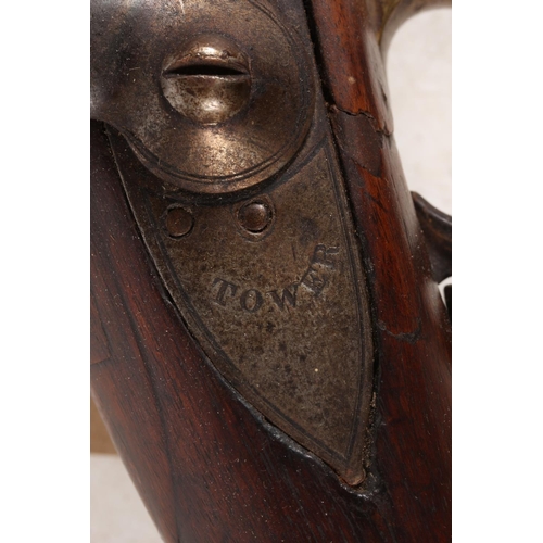 1820 - British India pattern Brown Bess flintlock rifle, the lock plate stamped 'TOWER' and with crowned GR... 