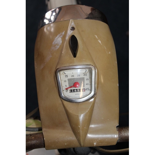1402 - NSU (Neckarsulm) Quickly vintage moped, licence plate ''657SC', mileage on clock '01499', no papers,... 