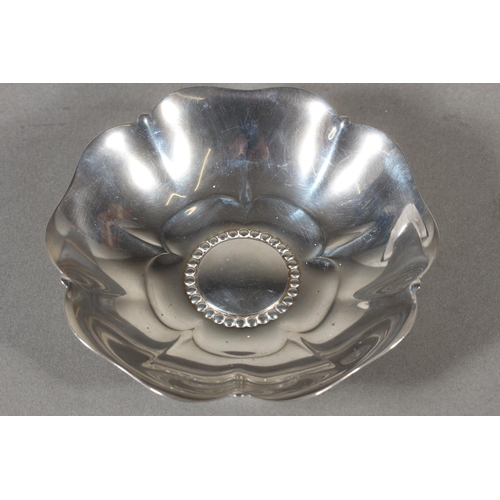 20 - Tiffany & Co sterling silver Lotus bowl of shaped form, 13cm diameter, 162g.&nbsp;&nbsp;