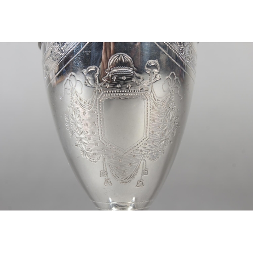 22 - Geo III silver helmet shaped cream jug, makers mark rubbed, London, 1793, 116g.&nbsp;