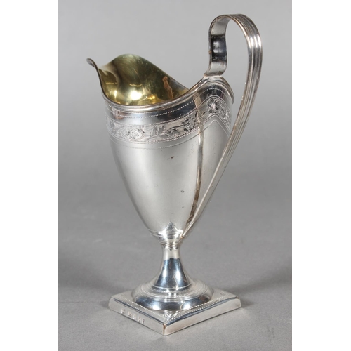 22 - Geo III silver helmet shaped cream jug, makers mark rubbed, London, 1793, 116g.&nbsp;