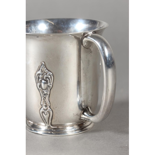 23 - Geo V silver tankard/christening mug of typical form, maker C.E, London, 1927, 183g.