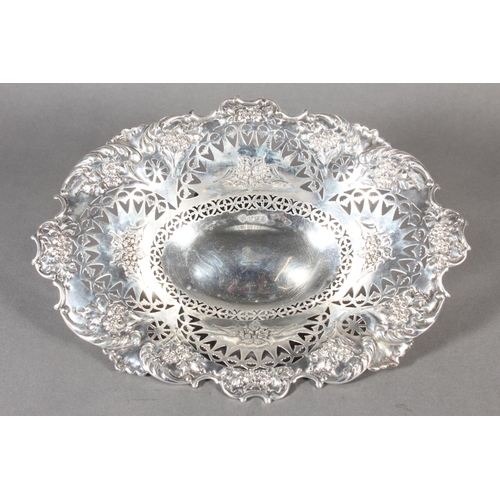 25 - Victorian silver heavily foliate decorated pierced bon bon dish or basket, Martin, Hall & Co (Ri... 