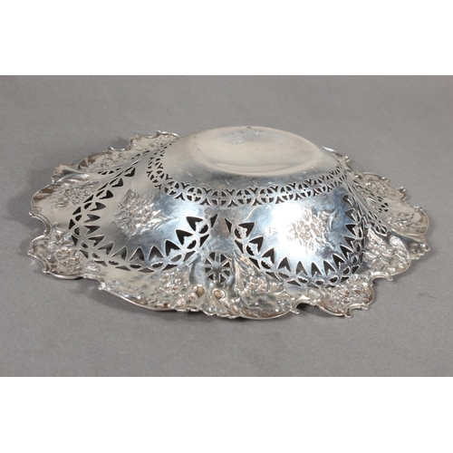 25 - Victorian silver heavily foliate decorated pierced bon bon dish or basket, Martin, Hall & Co (Ri... 