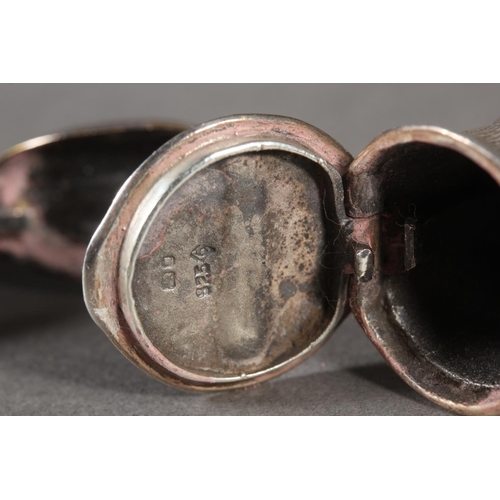 34 - Elizabeth II contemporary novelty silver vesta box in the form of a cat's head, makers marks BAC, Lo... 