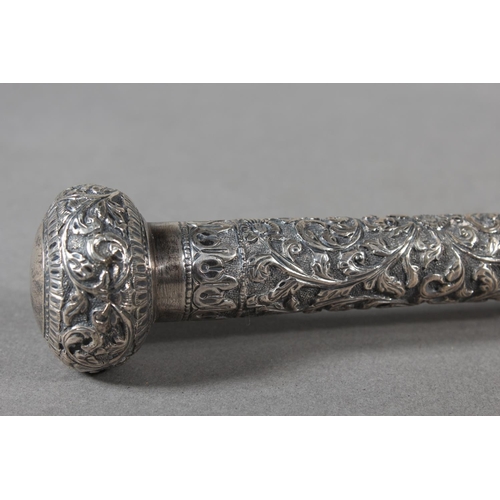 36 - Indian silver or white metal parasol handle with heavy foliate decoration, inscribed Bombay 1901, 31... 