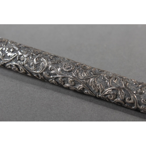 36 - Indian silver or white metal parasol handle with heavy foliate decoration, inscribed Bombay 1901, 31... 