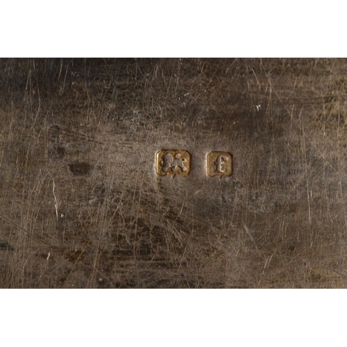 9 - Russian silver niello work snuff box, Moscow, 1840 and an antique silver snuff box, William Oliver, ... 